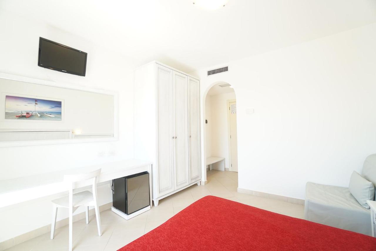 Hotel Pigalle Forte dei Marmi Exterior photo