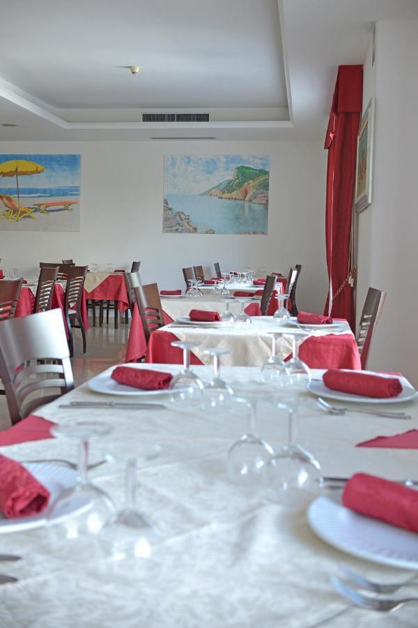 Hotel Pigalle Forte dei Marmi Exterior photo