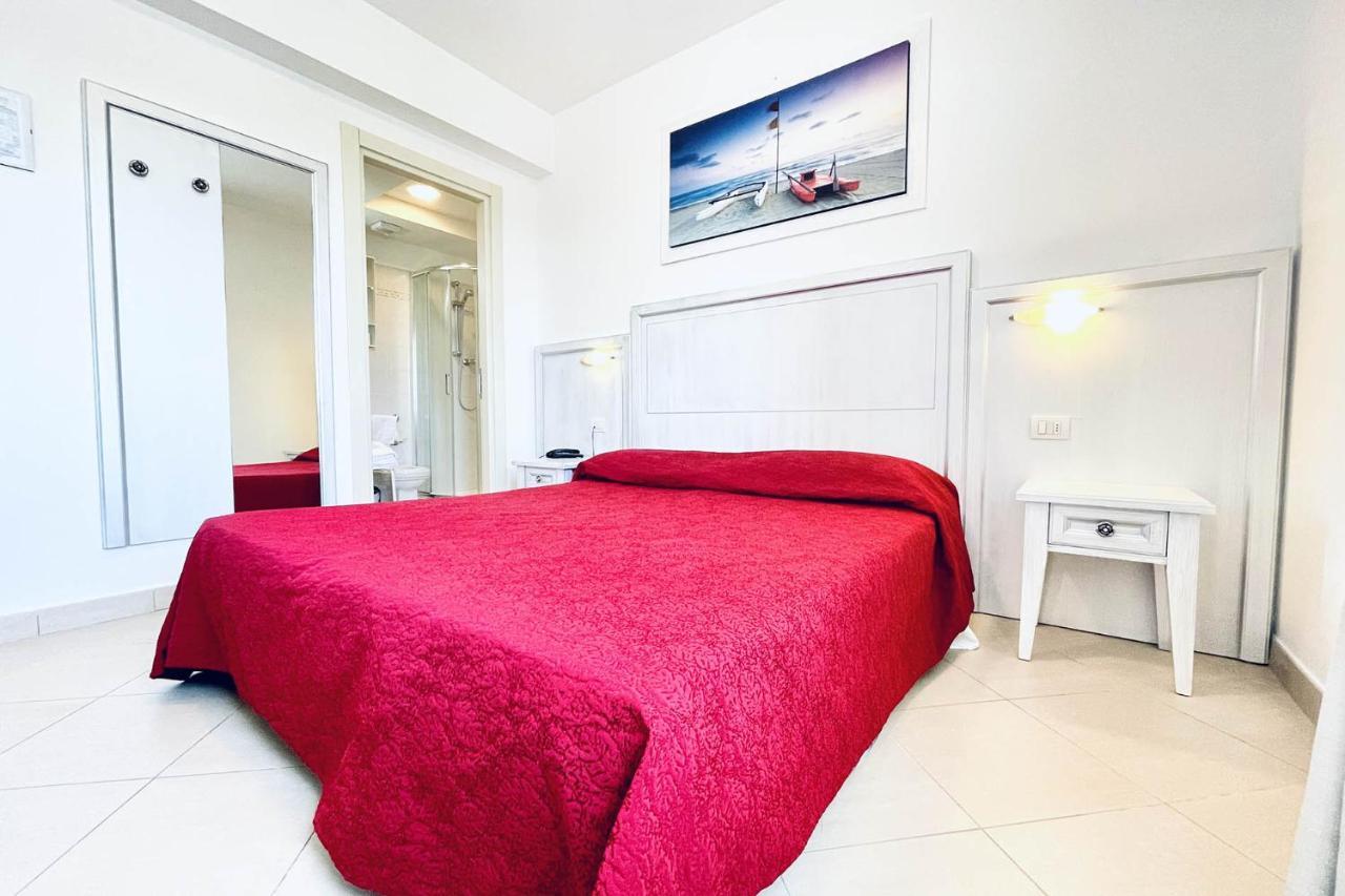 Hotel Pigalle Forte dei Marmi Exterior photo
