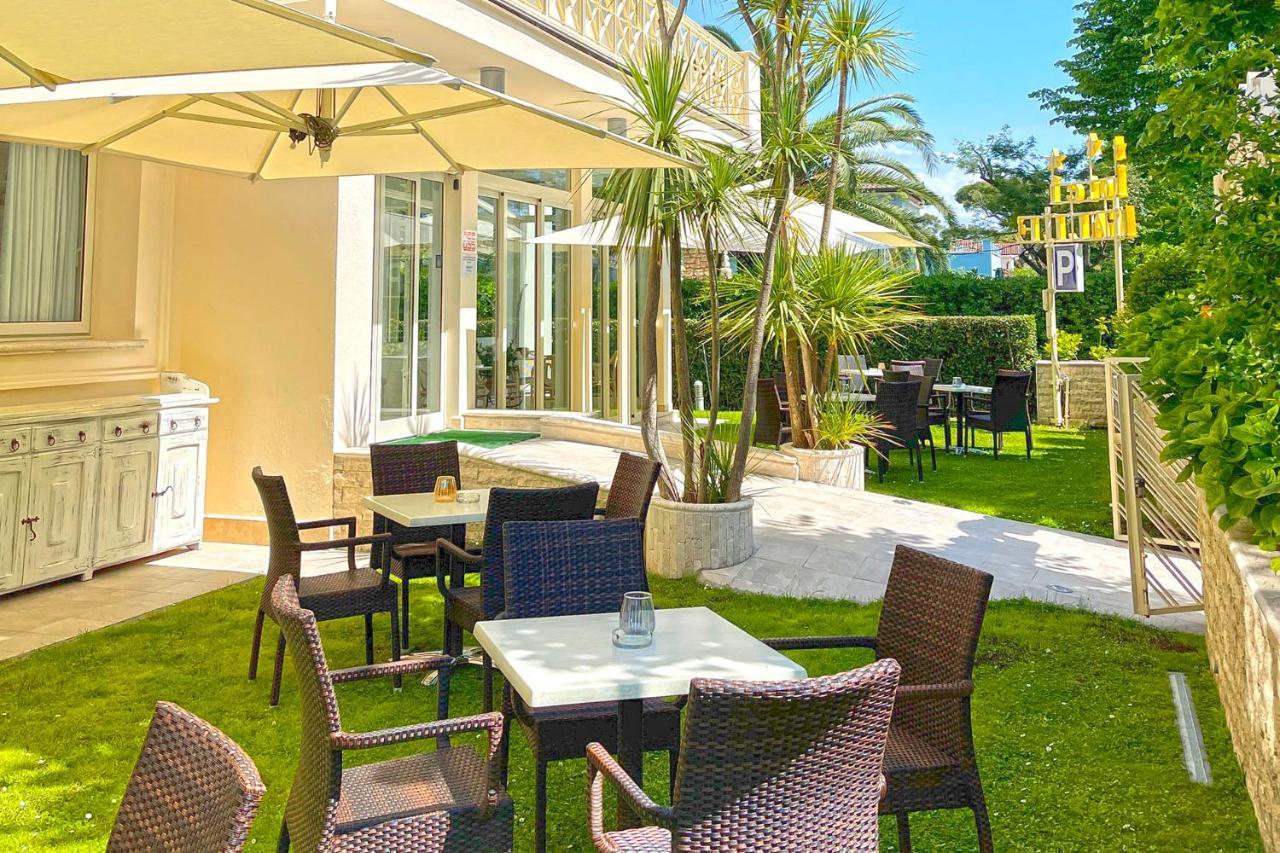 Hotel Pigalle Forte dei Marmi Exterior photo