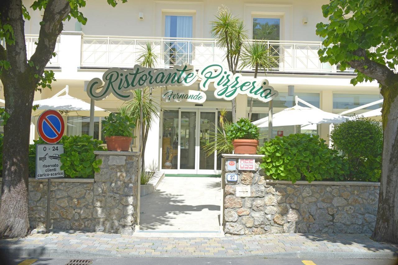 Hotel Pigalle Forte dei Marmi Exterior photo